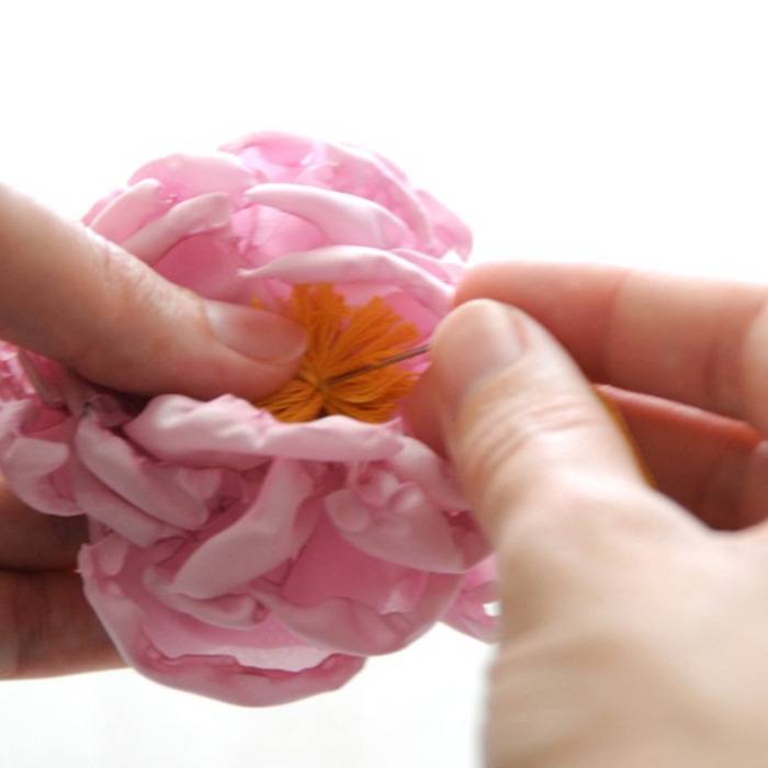 Как самостоятельно сделать красивые цветы из шифона новичку