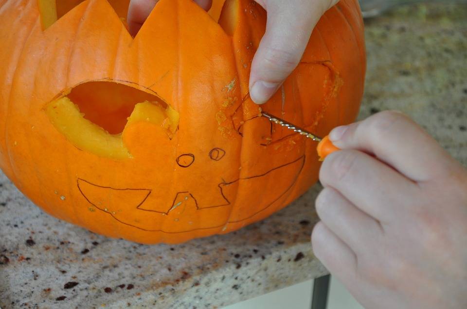 Как сделать тыкву на хэллоуин своими руками