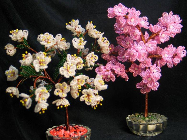 Орхидеи из бисера (130 фото) - легкие схемы и пошаговый мастер-класс для начинающих