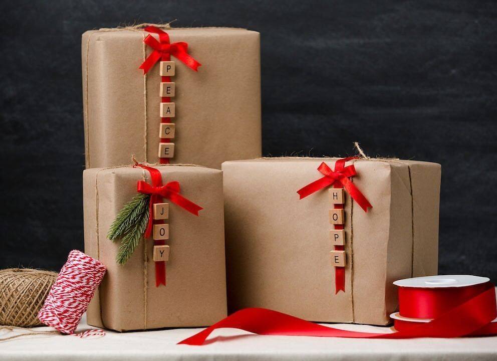 Подарочный пакет своими руками: способы изготовления и рекомендации