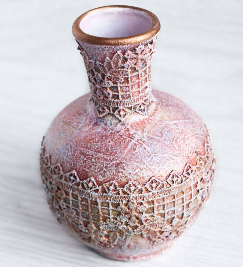 Декупаж стеклянной вазы: 2 самых ярких декоративных стиля