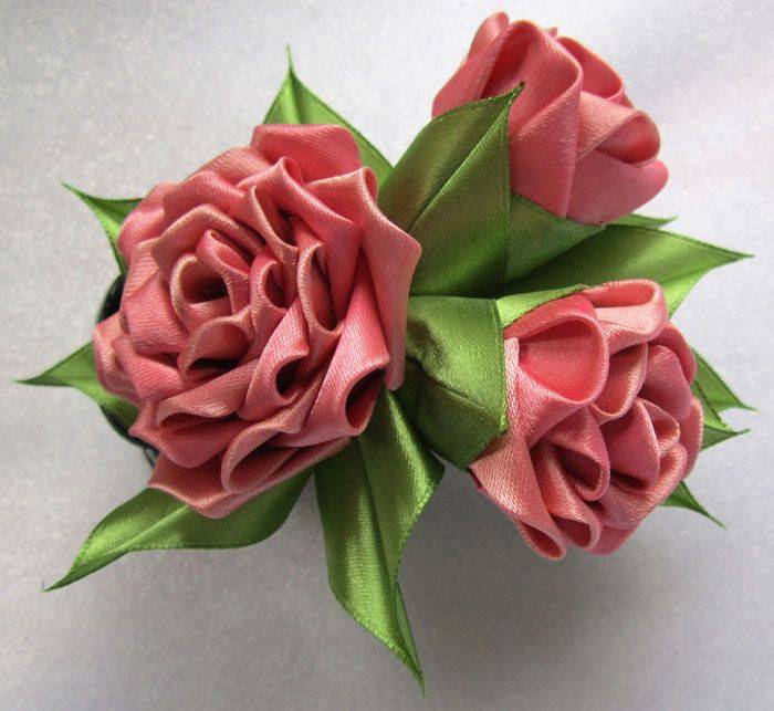 Розы канзаши: мастер класс по цветку из атласной ленты и органзы (пошаговые фото и видео прилагаются)