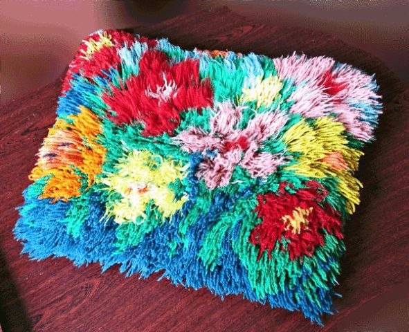 ???? домашний уют своими руками: мастер-классы по изготовлению разнообразных ковриков из помпонов