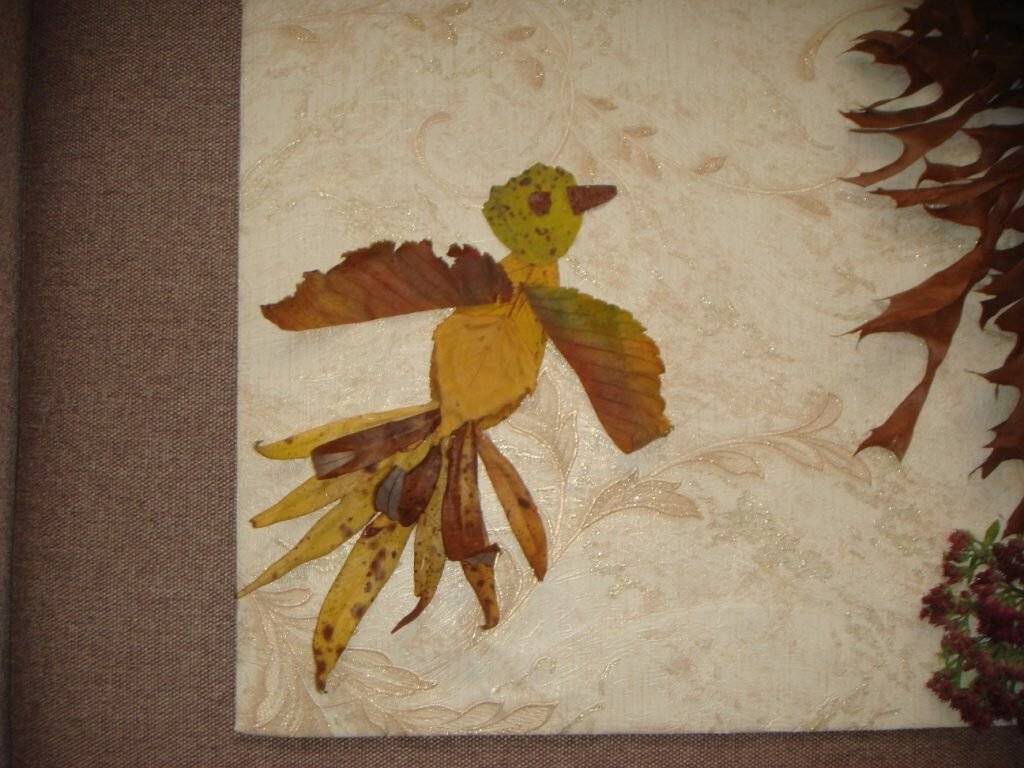 Поделки из осенних листьев своими руками: заготовка материала, варианты оформления с пошаговым описанием