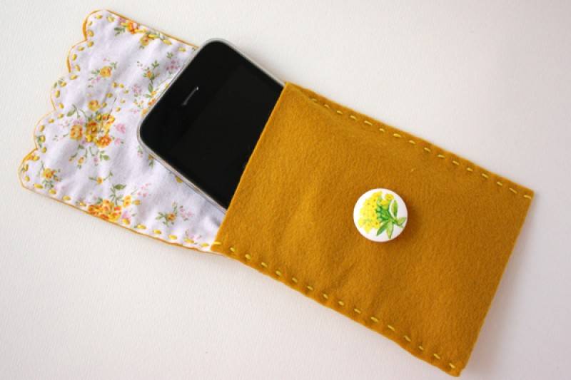 Чехол для телефона своими руками: варианты изготовления из ткани и дерева защитного чехла (115 фото)