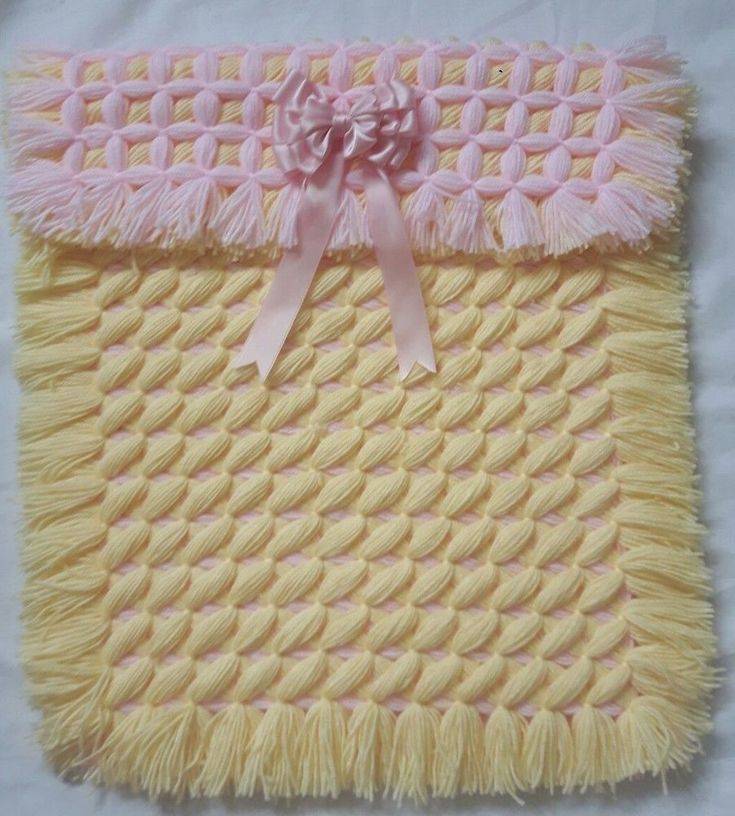 Интерьер плетение плед из помпонов или первый блин пряжа