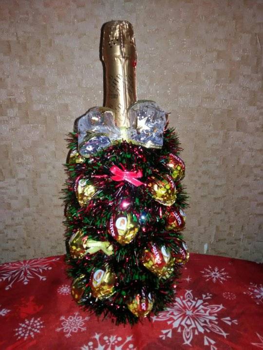 Как сделать елку из конфет своими руками: уроки сладкого декора для праздничного стола к новому году