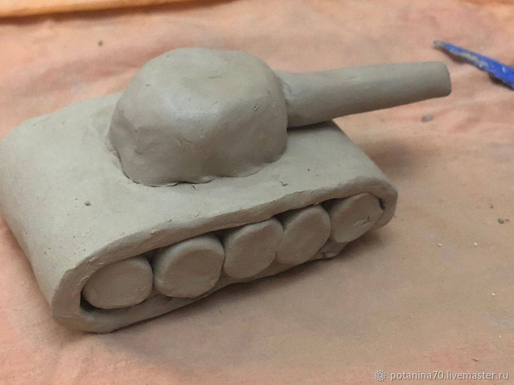 Как слепить танк т-34 из пластилина поэтапно