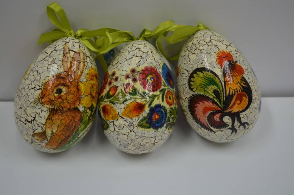 Пасхальные яйца своими руками - 13 идей декорирования подручными материалами