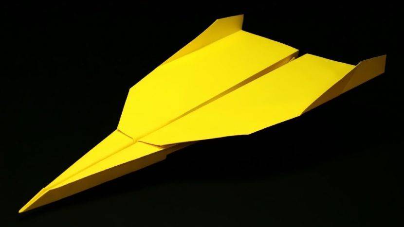 Как сделать самолет из бумаги своими руками, который летает долго летает: 100 метров, схема складывания