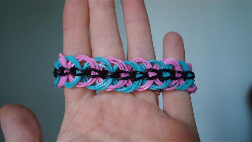 Плетение браслетов из резиночек. фото и видео.