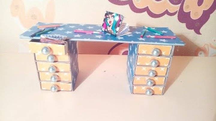 Мебель из картона для кукольного домика: мастерим интерьер из подручных средств (54 фото)