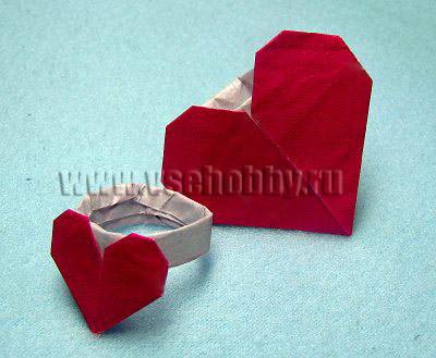 Кольцо с сердечком для любимой в технике оригами