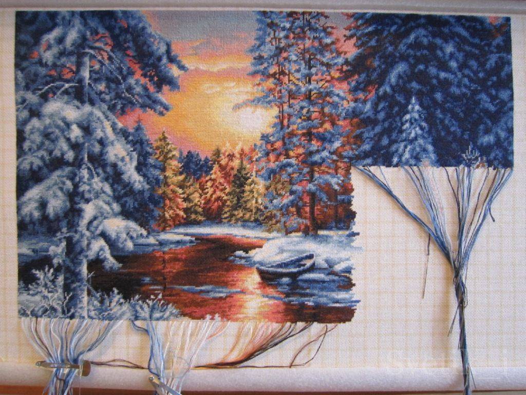 Схемы вышивки крестом зима: олени в зимнем лесу, скачать деревню бесплатно, вечер праздничный и русская ночь