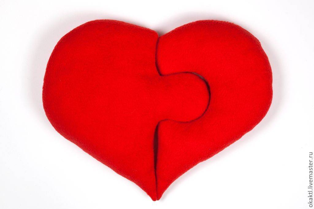 Подушка сердечко своими руками: как сшить сердце из ткани, выкройка сшитого изделия