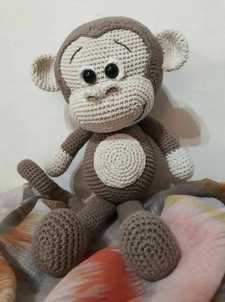 Вяжем крючком игрушечную обезьяну — подборка схем вязания