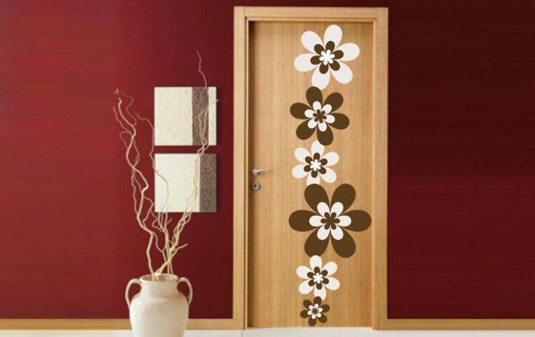 Декор дверей: 10 способов обновить дверное полотно | 120 фото