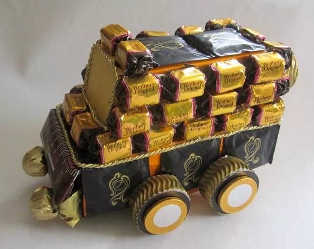 Машинка из конфет мастер-класс для начинающих