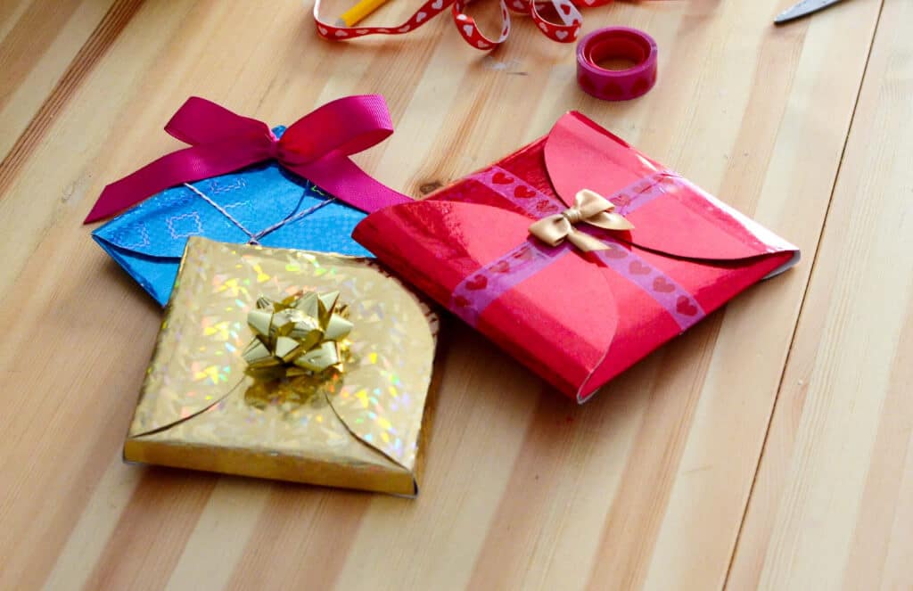 Упаковка подарков: идеи для создания своими руками