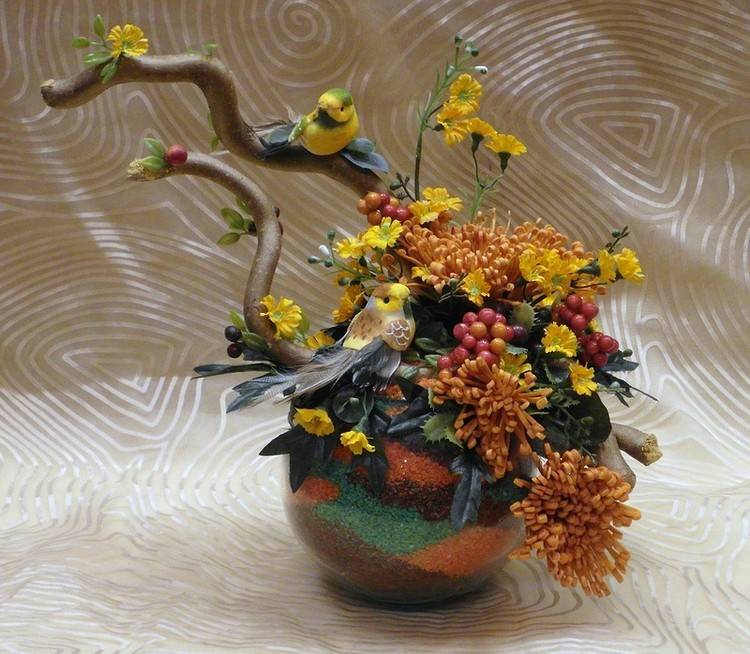 Экибана своими руками делаем из искусственных цветов и из листьев