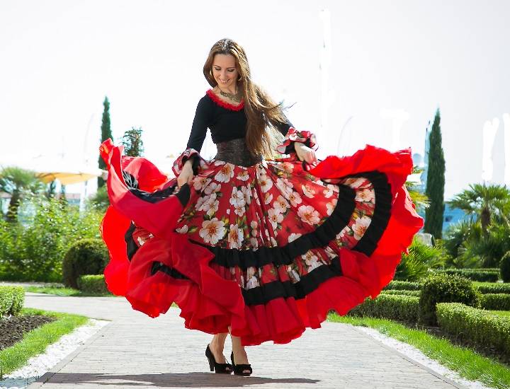 Как сшить цыганскую юбку своими руками, описание и фотографии