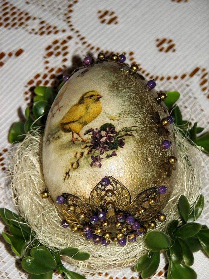 Пасхальное яйцо своими руками (77 фото идей) - пошаговые мастер-классы из бисера, ниток, лент