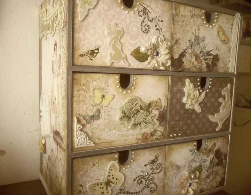 Как в домашних условиях отреставрировать своими руками старую мебель: советы и мастер-класс по реставрации