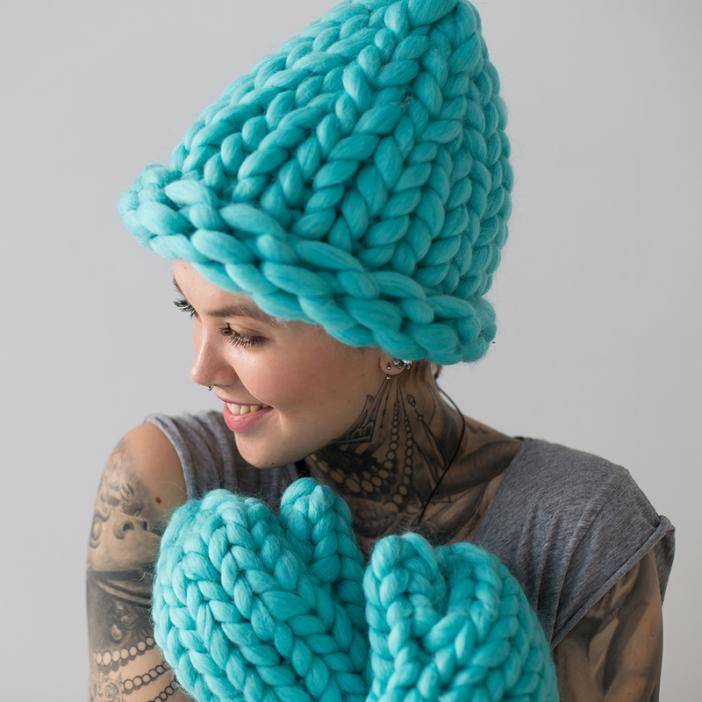 Схемы для вязания женских шапок спицами на зиму — описания, фото, видео