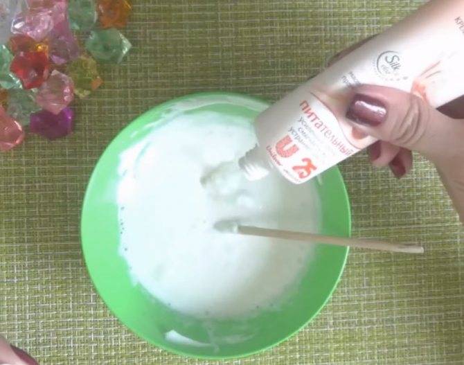 Как сделать лизуна в домашних условиях  рецепт слайма своими руками