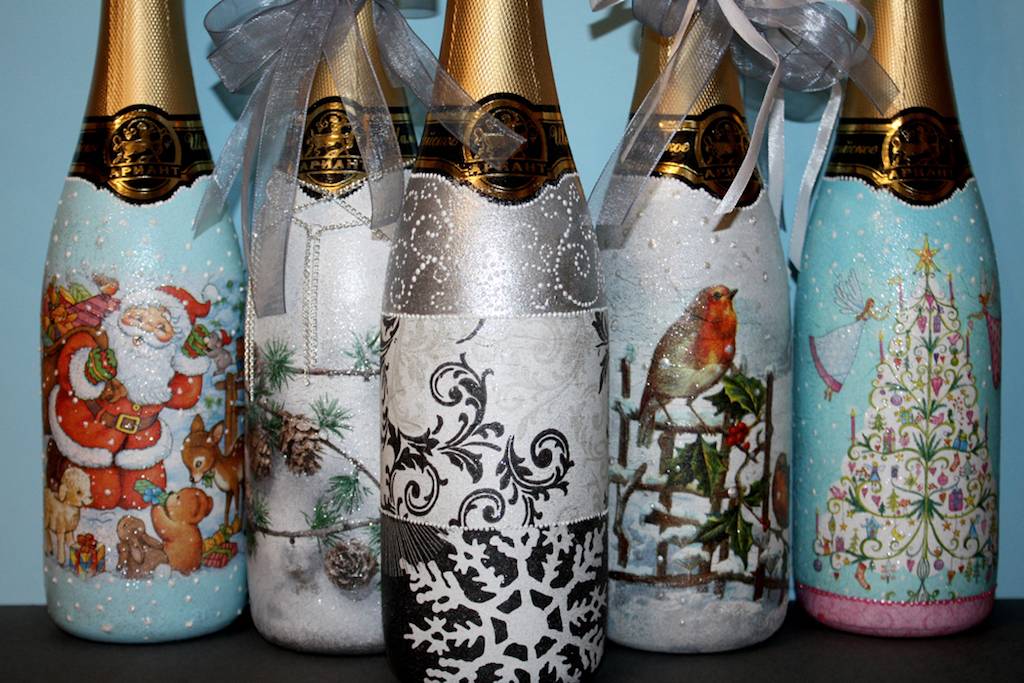 Как красиво украсить бутылку шампанского на новый год?