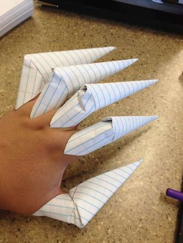 Как сделать бумажные когти: видео делаем когти росомахи на пальцы, бумажную руку и пальцы