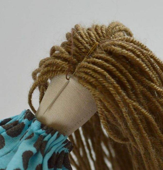 Из чего можно сделать волосы текстильной кукле? обзор