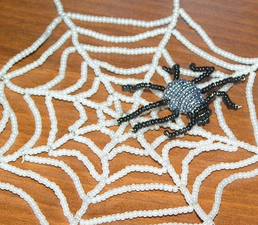 Как сделать паутинку из веревки. как сделать паутину из ниток на хэллоуин