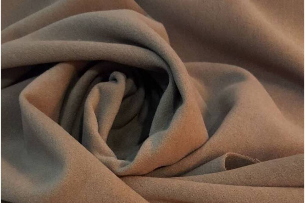 Про ткань кашемир: состав и свойства, плюсы и минусы, фото изделий