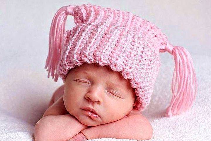 Вязаные шапочки для новорожденных