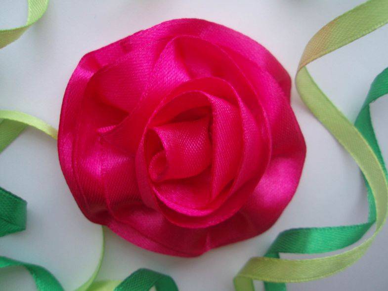 Вышивка лентами розы канзаши. мастер-класс по вышивке лентами, вышиваем розы по видео