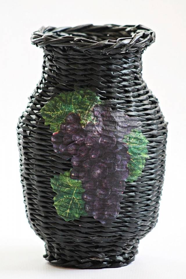 Техника плетения: напольные вазы из газетных трубочек для начинающих, корзинки своими руками