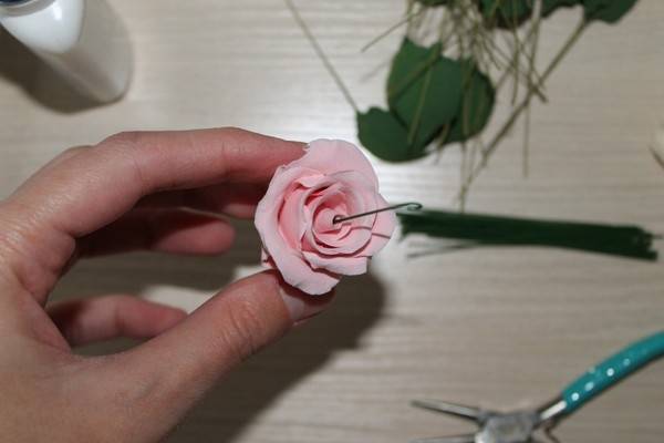 Лепка из полимерной глины: восхитительное сердце из роз