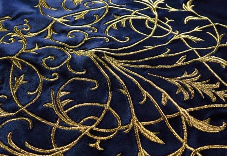 Вышивка золотом золотыми нитями: делаем растительные орнаменты на одежде