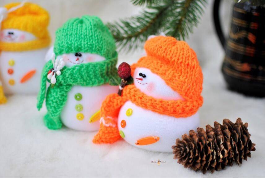 Снеговик своими руками – обзор новогодних идей и мастер-классов. снеговик своими руками на новый год из подручных материалов