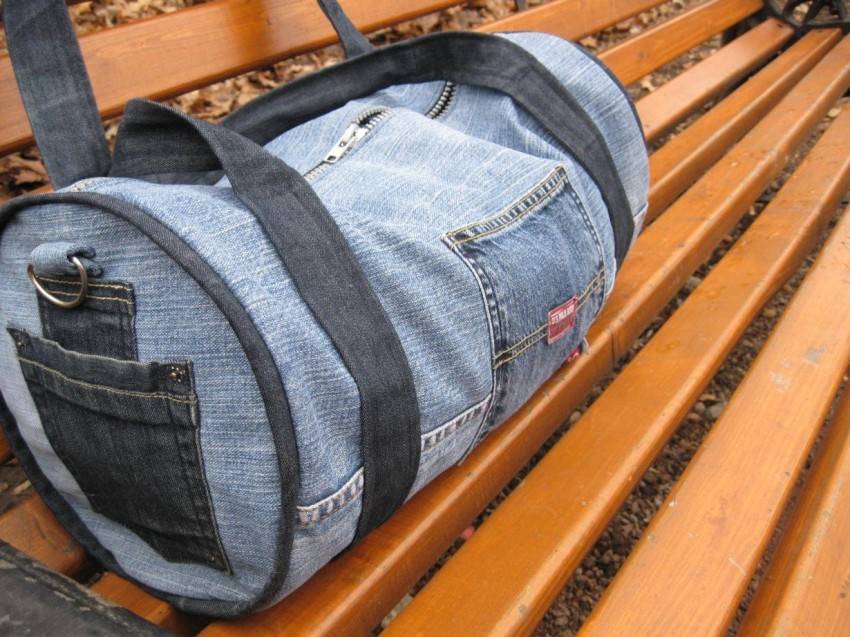 Дорожная сумка из джинсов