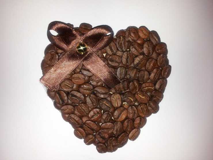 Поделка изделие валентинов день день рождения новый год аппликация шитьё кофейные магниты и сердца кофе ткань