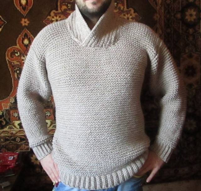 Вяжем спицами теплый мужской свитер с косами или аранами