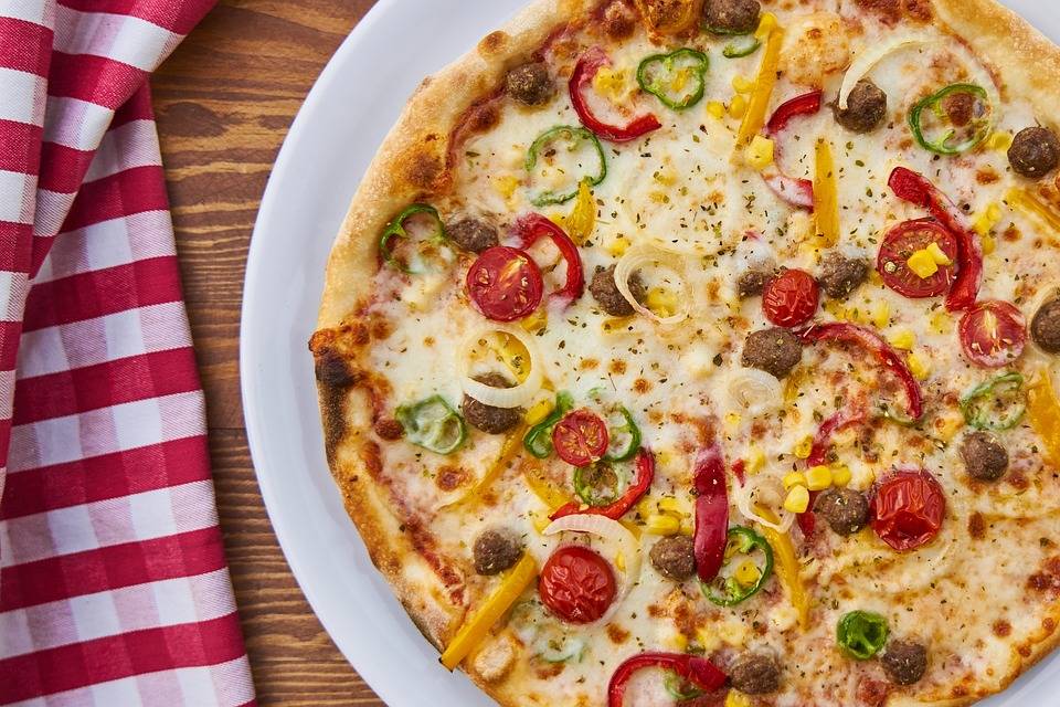 Топ-10 самых вкусных рецептов пиццы со всего мира