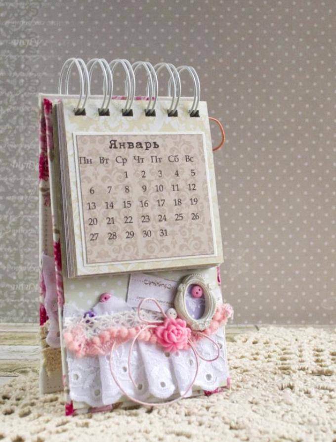 Как сделать календарь своими руками: варианты создания настольного календаря-дневника, универсального календаря. 85 фото вдохновляющих идей